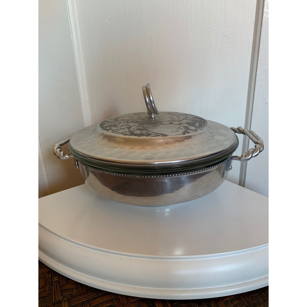 Vintage Hammered Aluminum Casserole Serving Dish with Divided Pyrex Insert 595